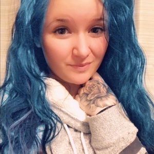 Meet your Posher, Sidney